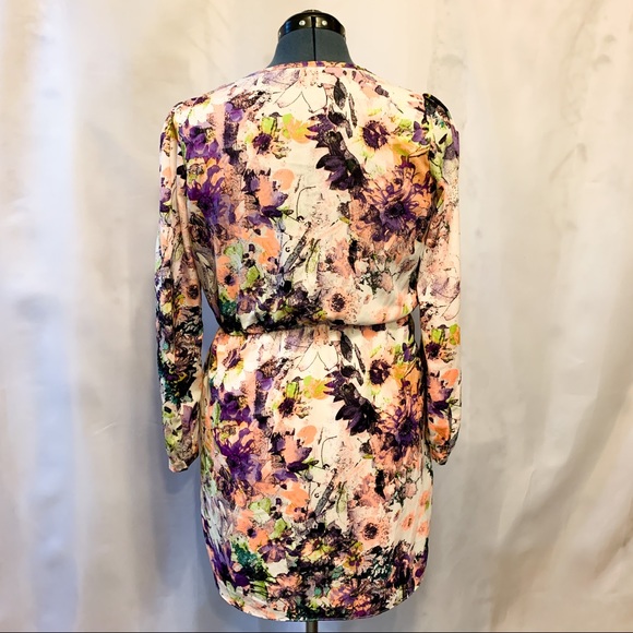 Gorgeous Long Sleeve Floral Mini Dress - Picture 6 of 8